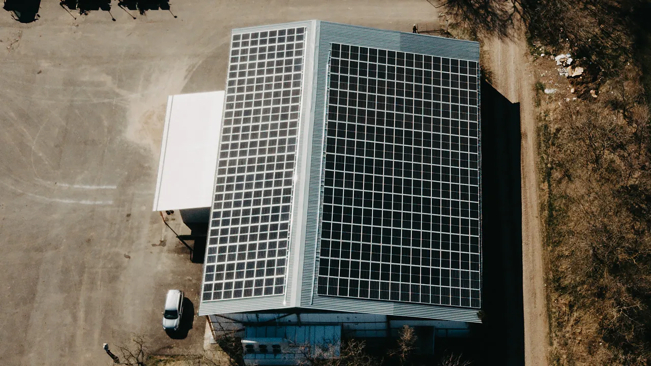 Megawatt instalație panouri solare IRI-CARMEN