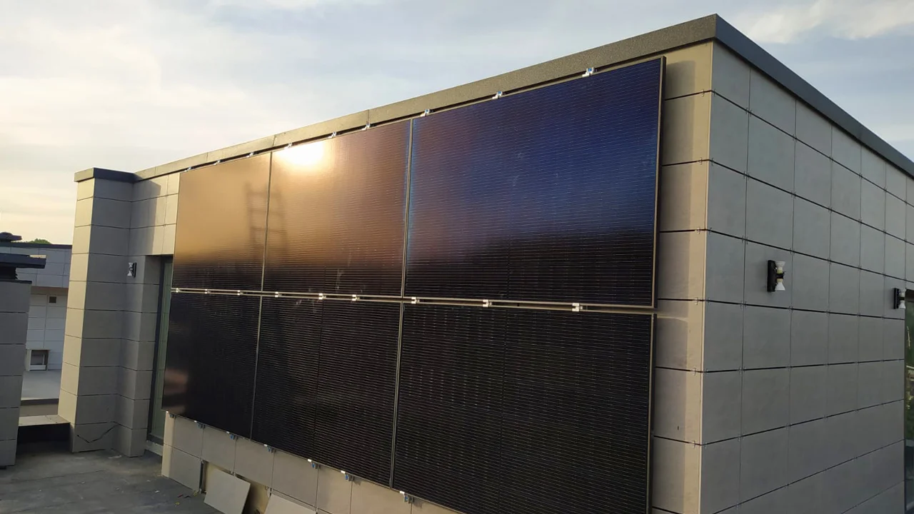 Megawatt instalație panouri solare rezidențială în Chișinău